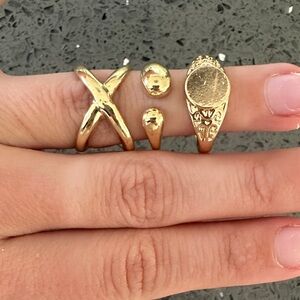 Gold Women's Ring Set